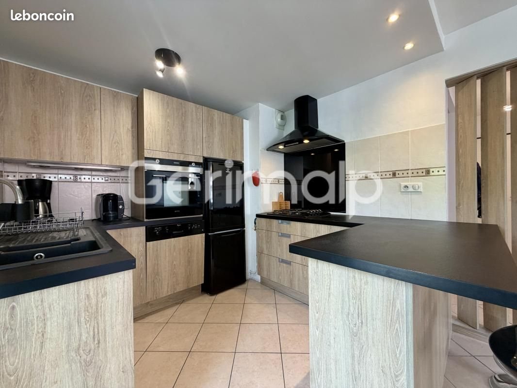 Appartement à louer, 57m², Annecy