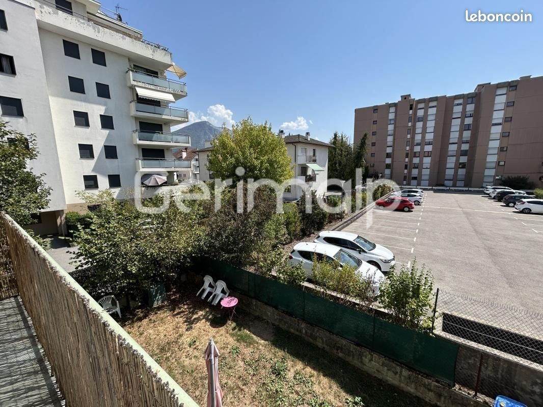 Appartement à louer, 77m², Annecy