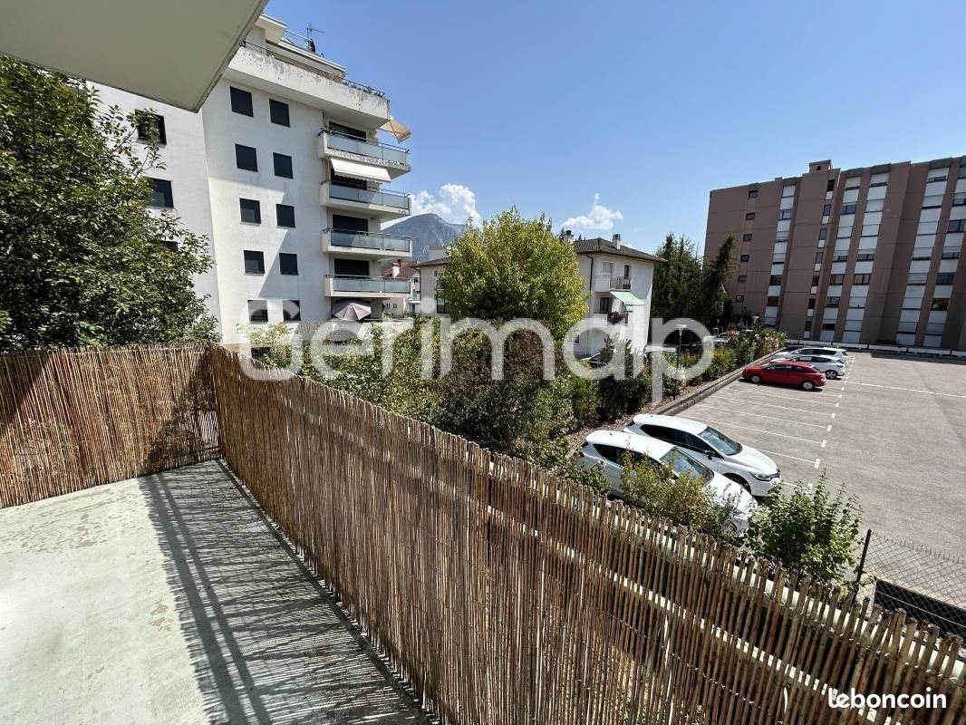 Appartement à louer, 77m², Annecy