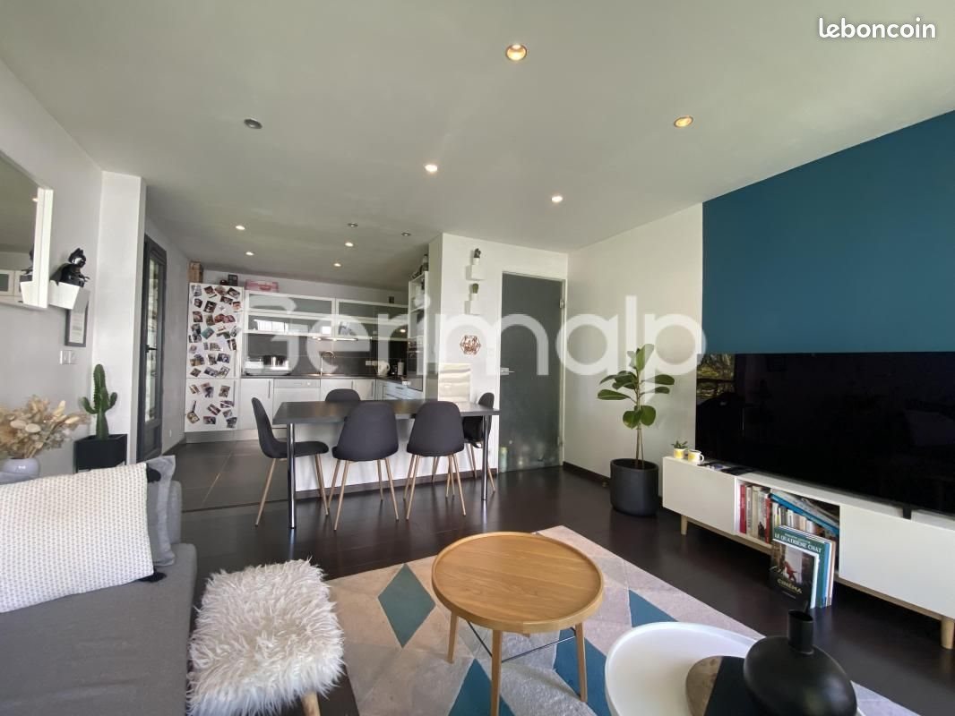 Appartement à louer, 67m², Cran-Gevrier