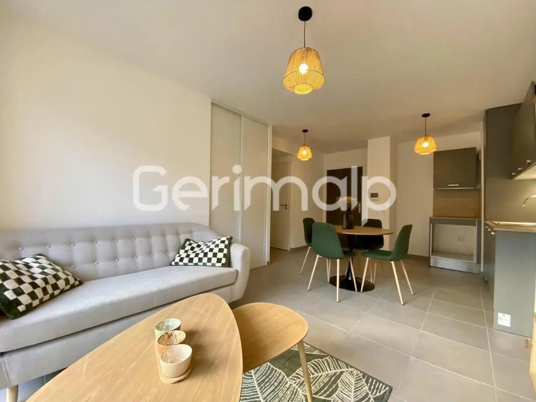 Appartement à louer, 42m², Saint-Cergues