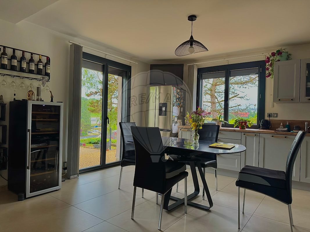 Maison à vendre, 112m², Belley