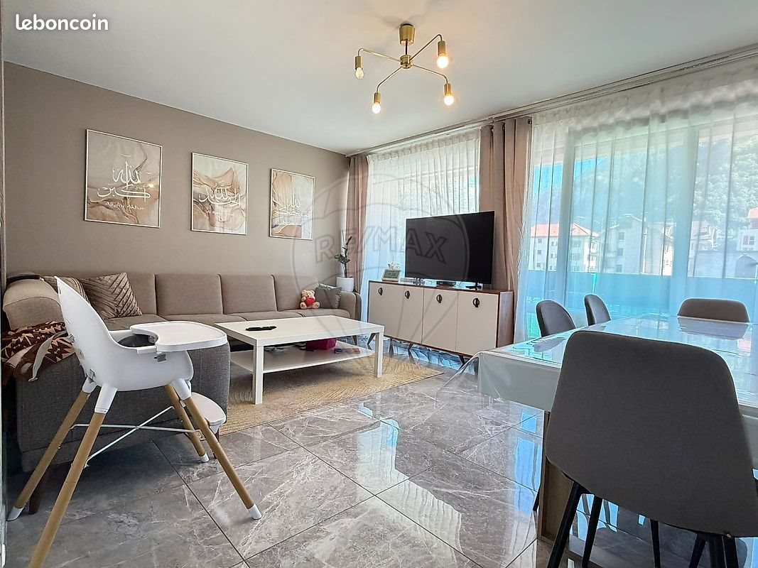 Appartement à vendre, 94m², Cluses