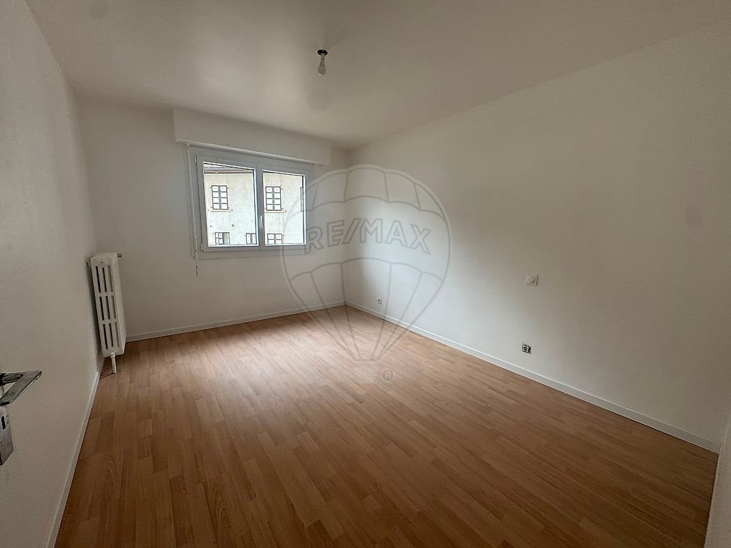 Appartement à louer, 70m², Cluses