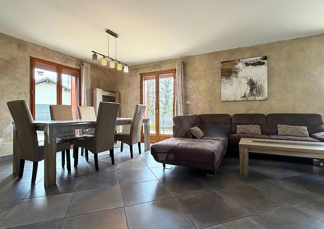 Maison à vendre, 115m², Viuz-en-Sallaz