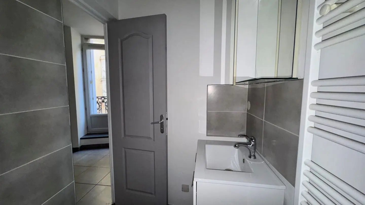 Appartement à louer, 21m², Béziers