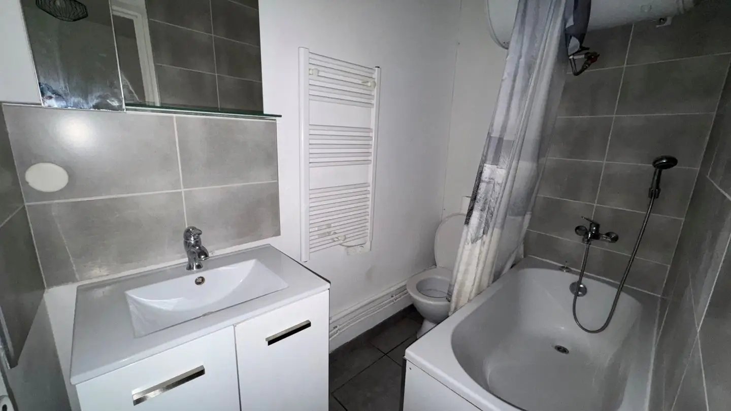 Appartement à louer, 21m², Béziers