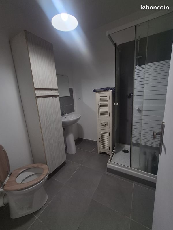 Appartement à louer, 27m², Marseille 16ème