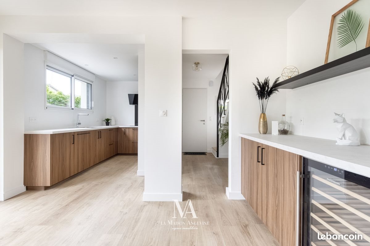 Maison à vendre, 123m², Avrillé