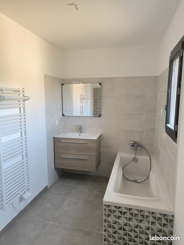 Maison à vendre, 70m², Saint-Laurent-des-Arbres