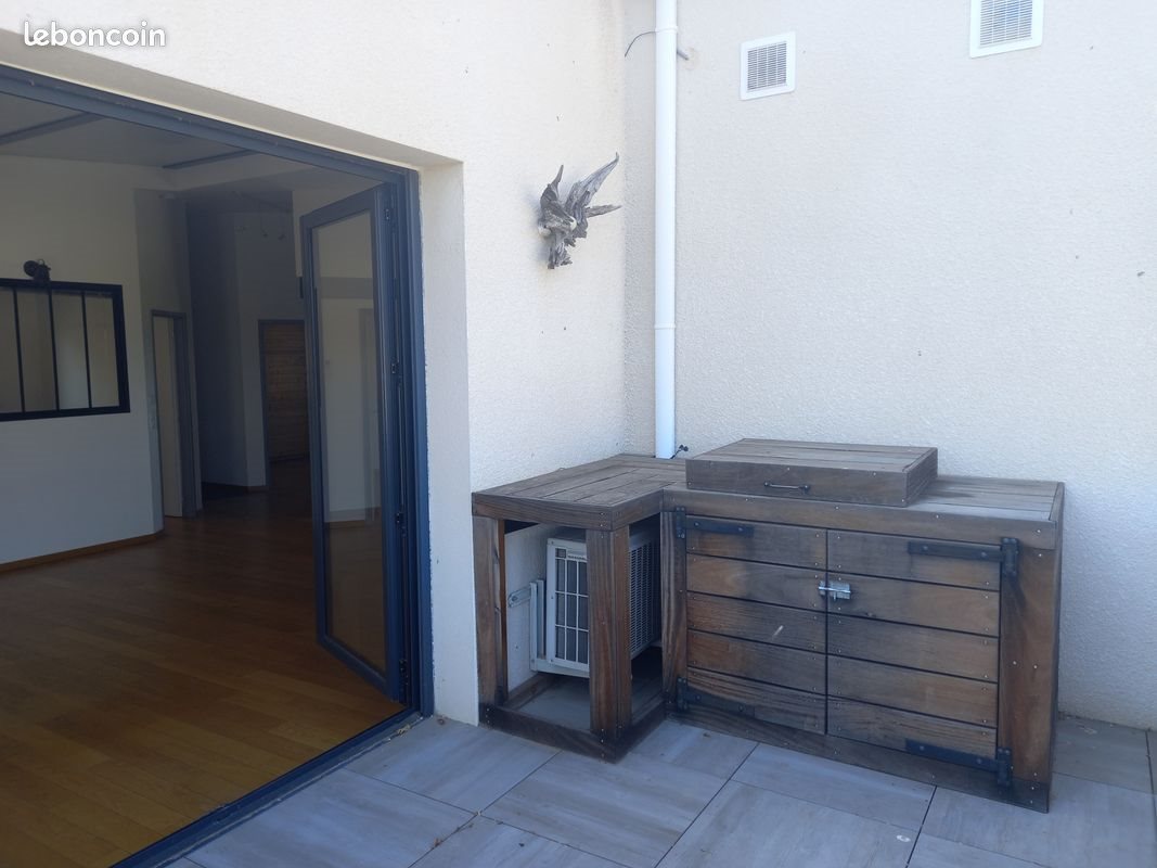 Appartement à louer, 90m², Bages