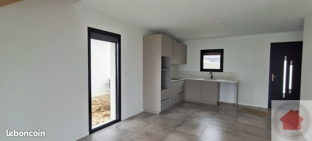 Maison à louer, 83m², Montussan
