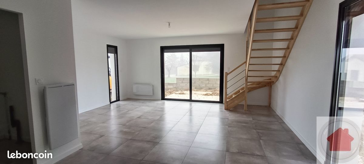 Maison à louer, 83m², Montussan
