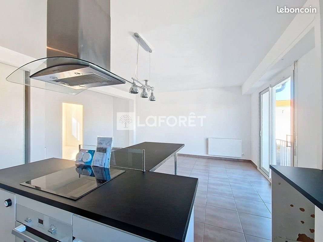 Appartement à louer, 68m², Billère