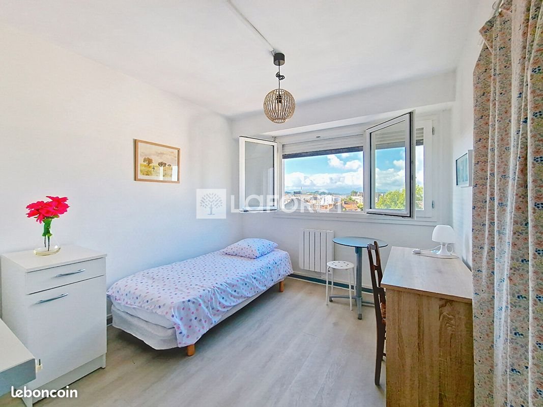Appartement à louer, 15m², Pau