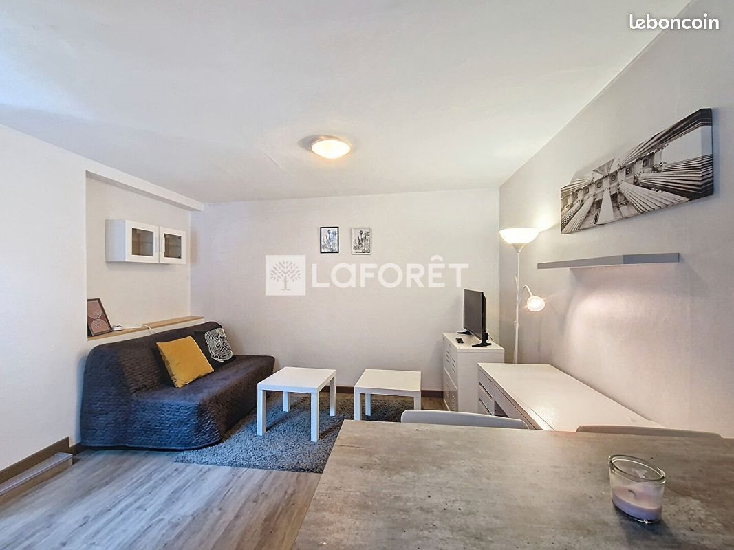 Appartement à louer, 27m², Pau