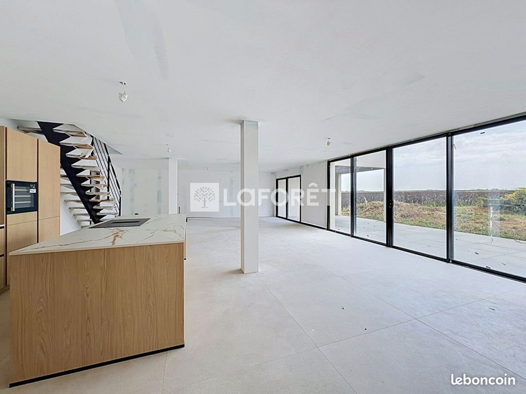 Maison à vendre, 190m², Luc-sur-Mer