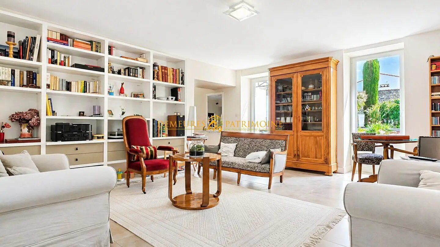 Maison à vendre, 270m², Angoulême