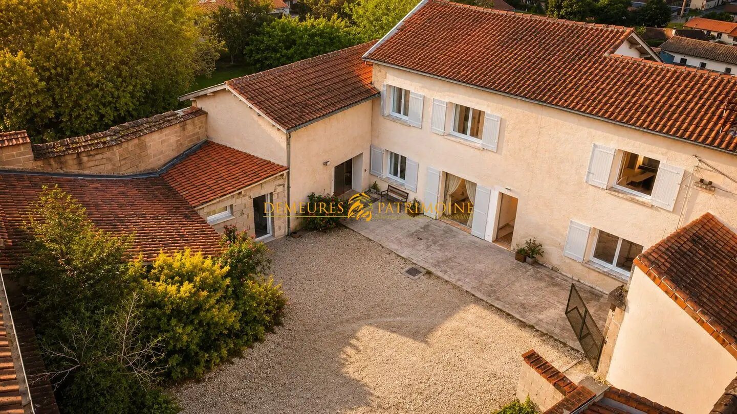 Maison à vendre, 198m², Nersac