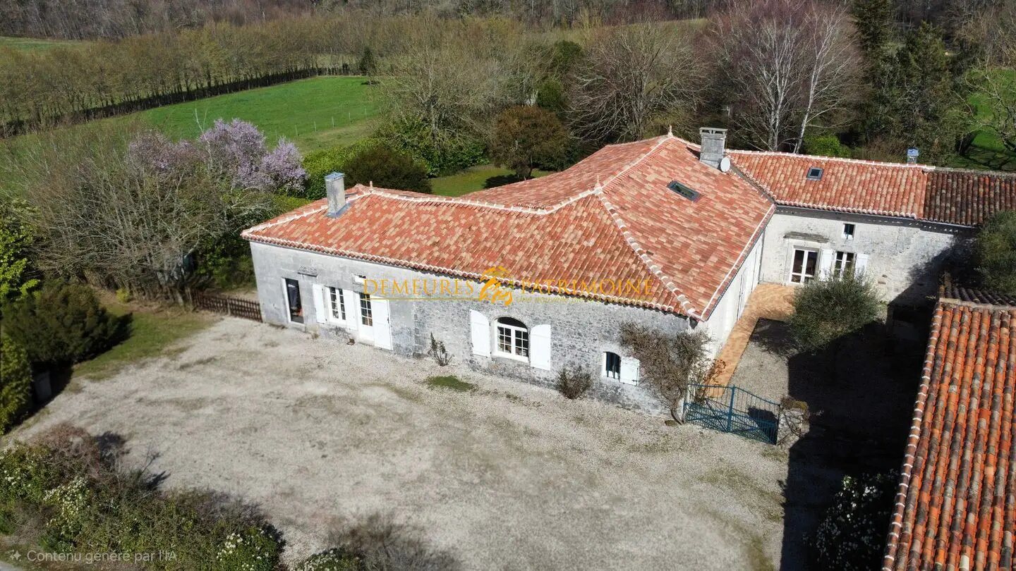 Maison à vendre, 418m², Voulgézac