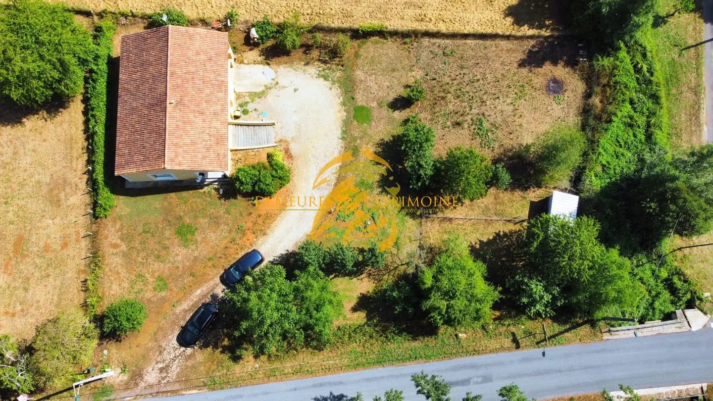 Maison à vendre, 132m², Chasseneuil-sur-Bonnieure