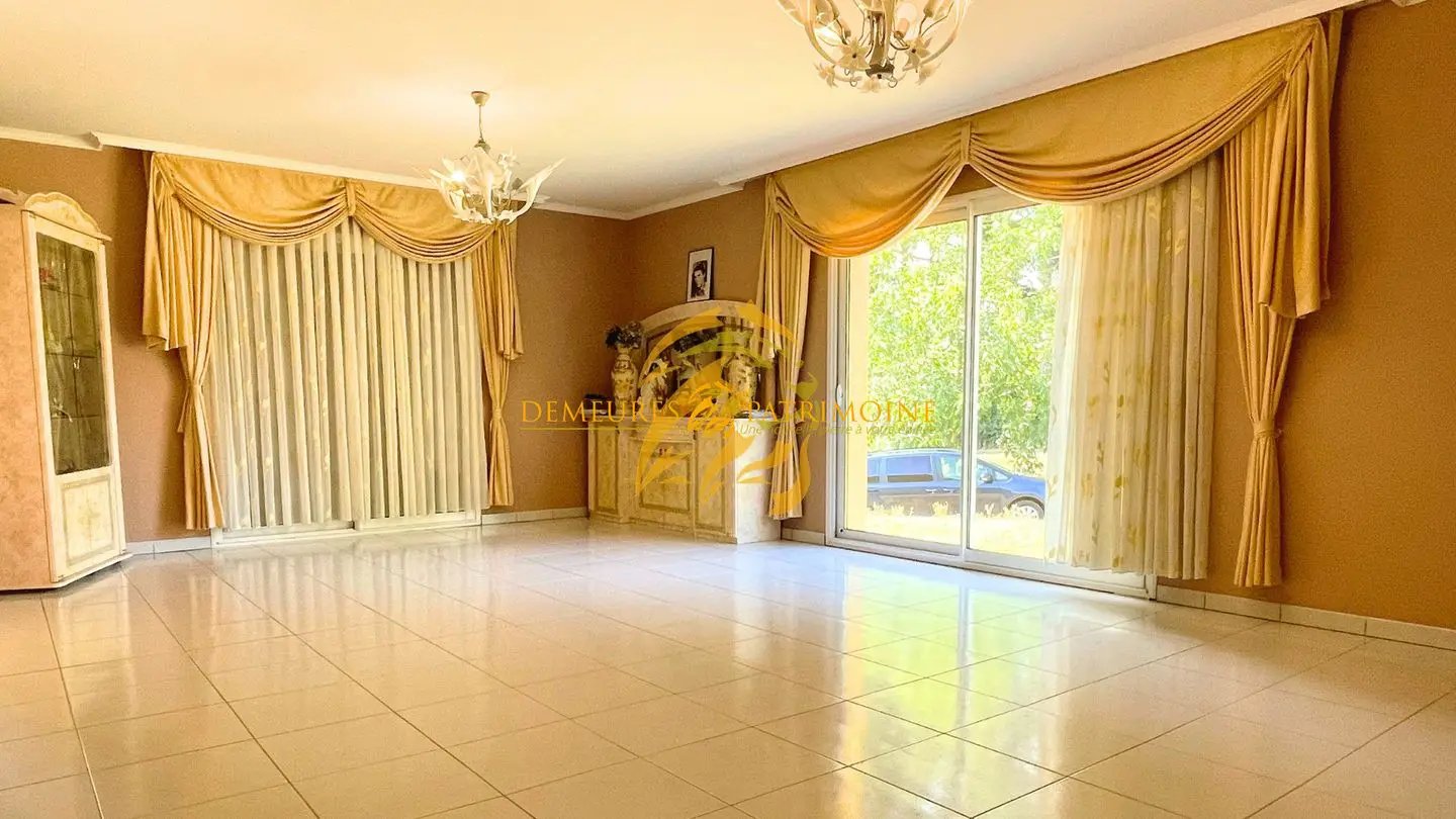 Maison à vendre, 132m², Chasseneuil-sur-Bonnieure