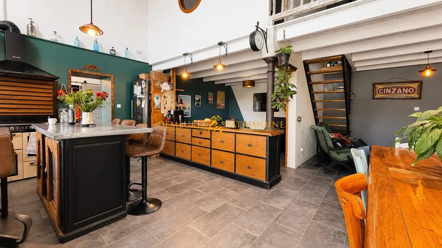 Maison à vendre, 156m², Moulidars