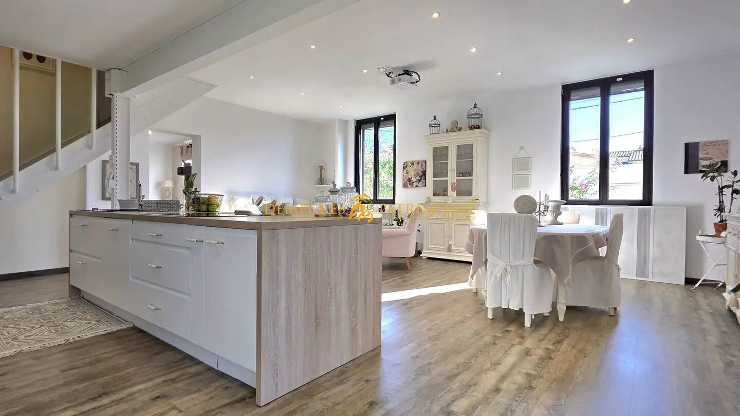 Maison à vendre, 247m², Ruelle-sur-Touvre