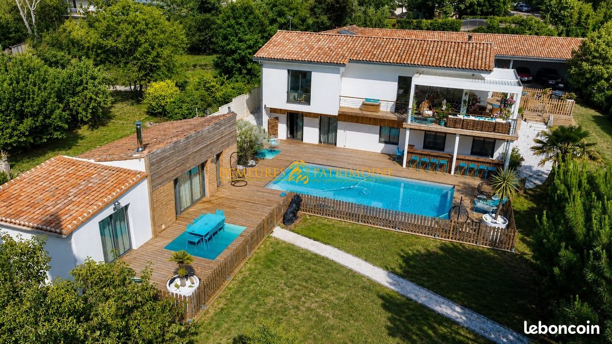 Maison à vendre, 296m², Angoulême