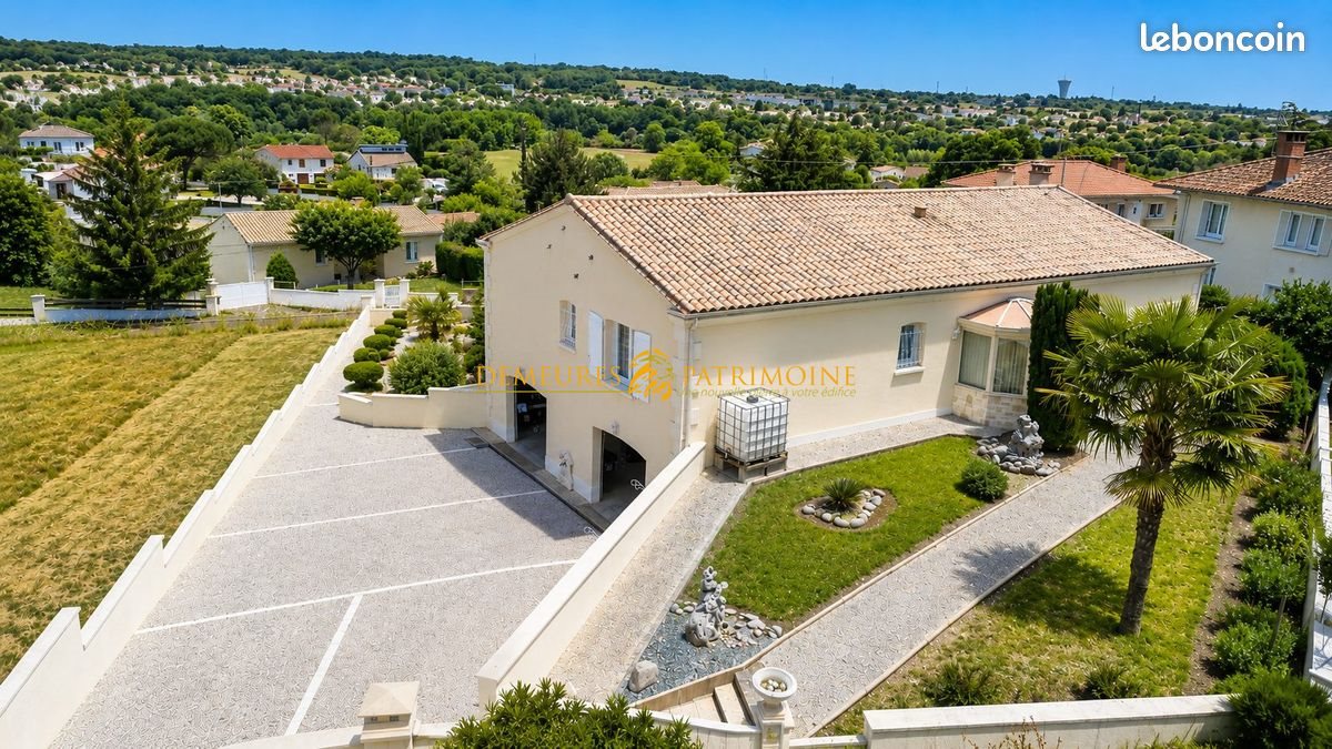 Maison à vendre, 125m², Soyaux