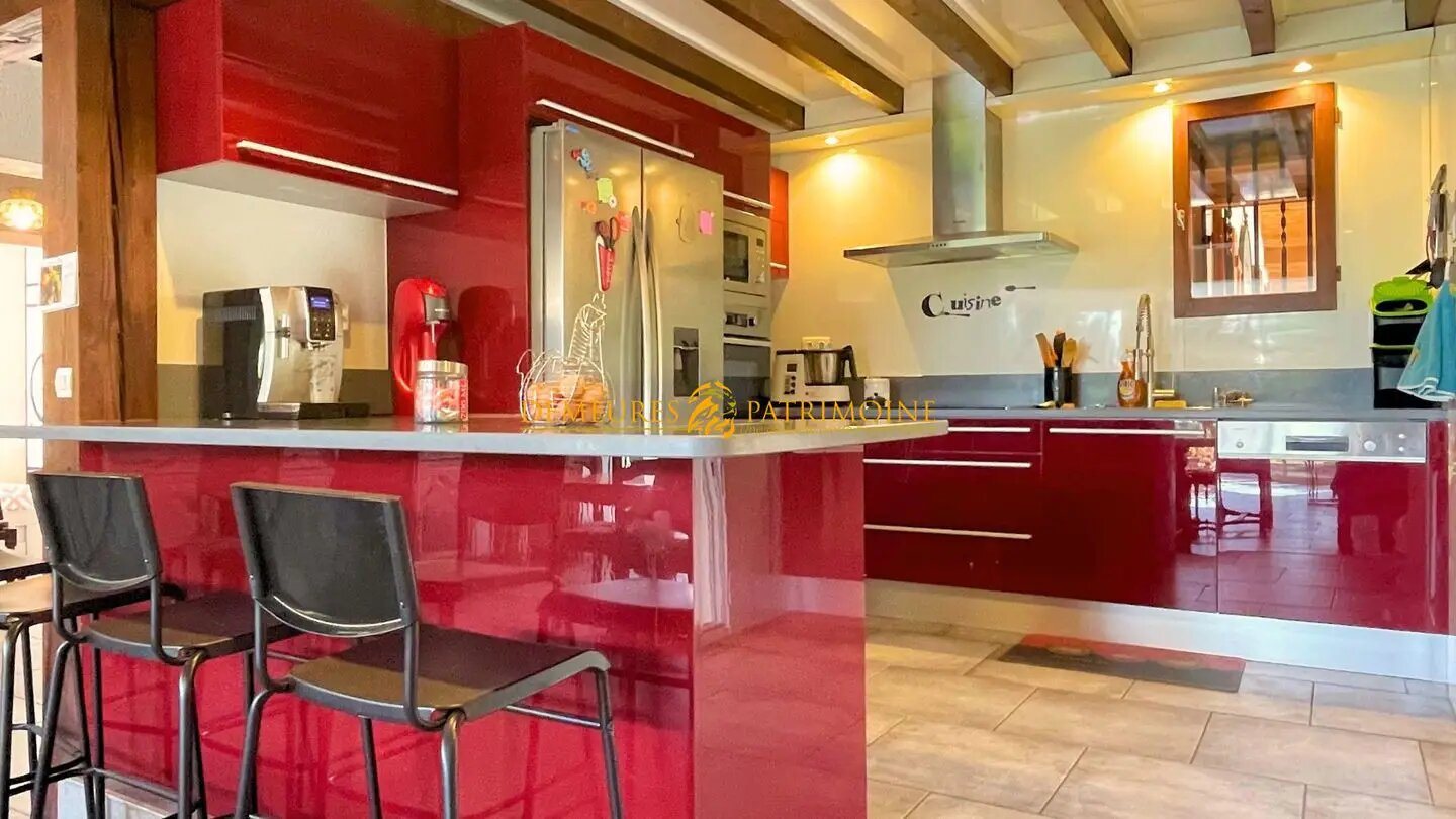 Maison à vendre, 208m², Saint-Hilaire-de-Lusignan