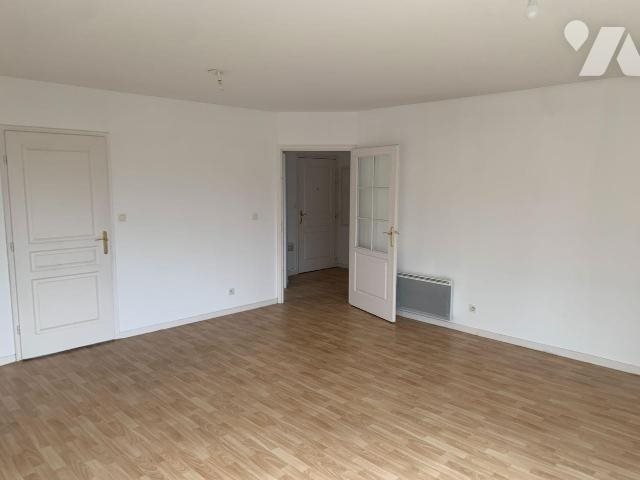 Appartement à louer, 71m², Saint-Saulve