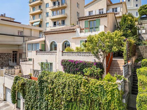 Maison 5 pièces 170 m² · à Nice · 170 m² · 995 000 €