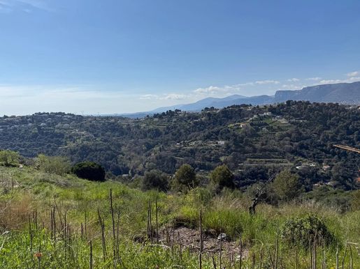 Terrain 448 m² · à Nice · 448 m² · 495 000 €