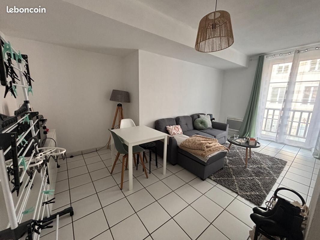 Appartement à louer, 38m², Pau