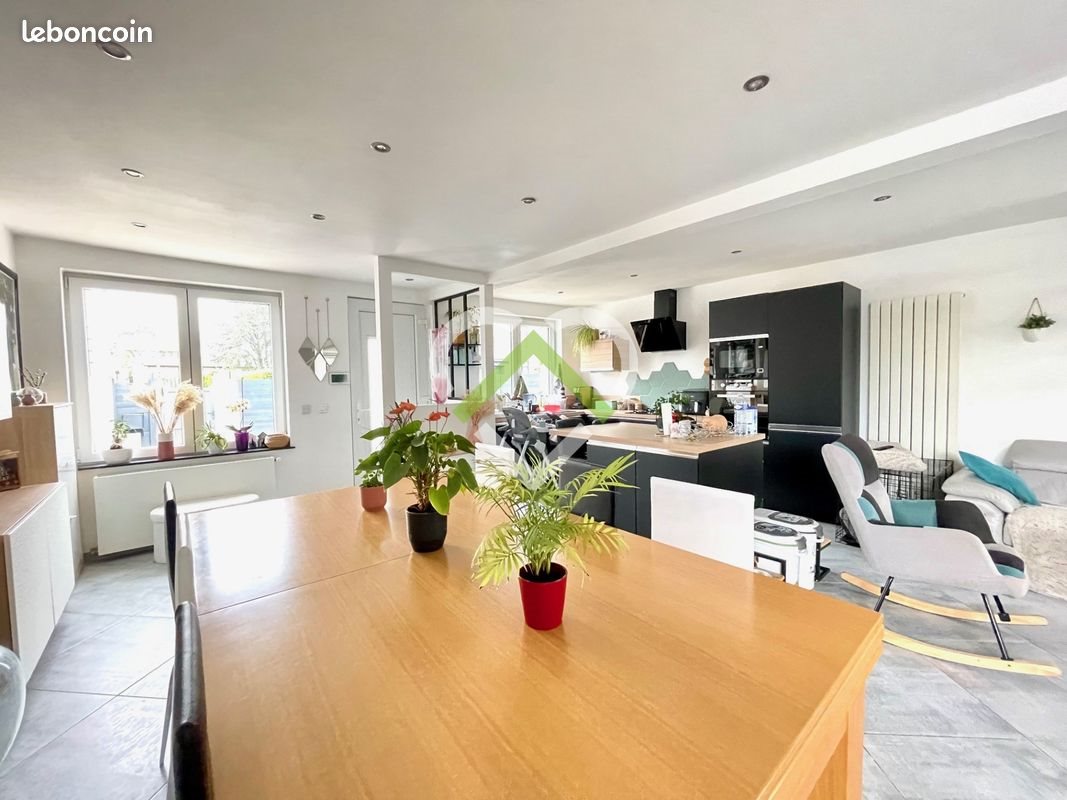 Maison à vendre, 93m², Lesquin