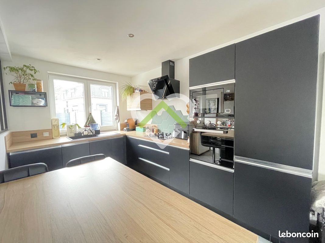 Maison à vendre, 93m², Lesquin