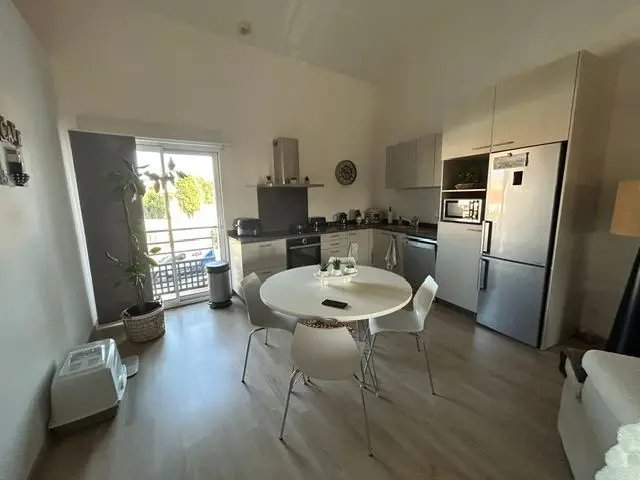 Appartement à louer, 75m², Baho