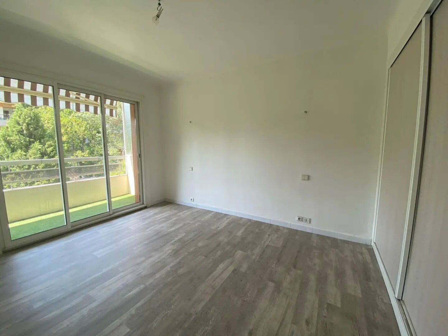 Appartement à louer, 57m², Toulon