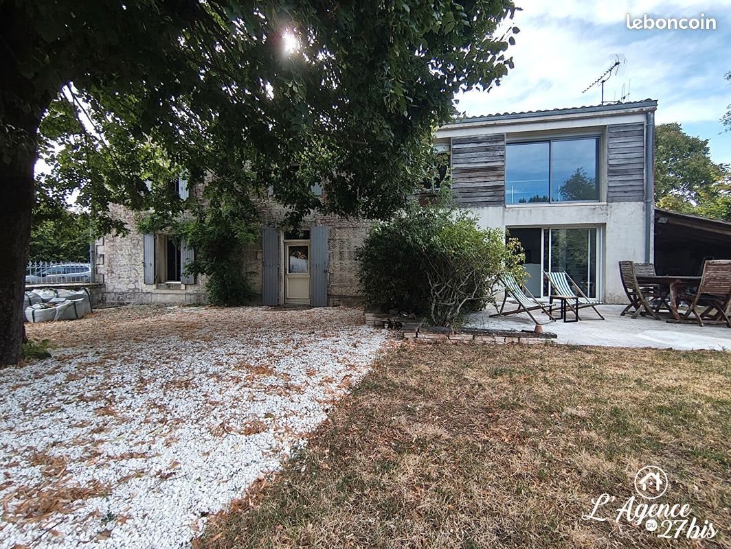 Maison à vendre, 142m², Fors