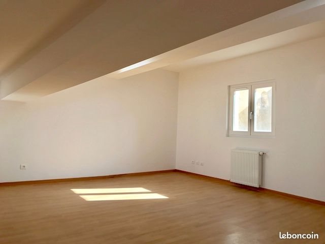Appartement à louer, 40m², Pont-Saint-Vincent