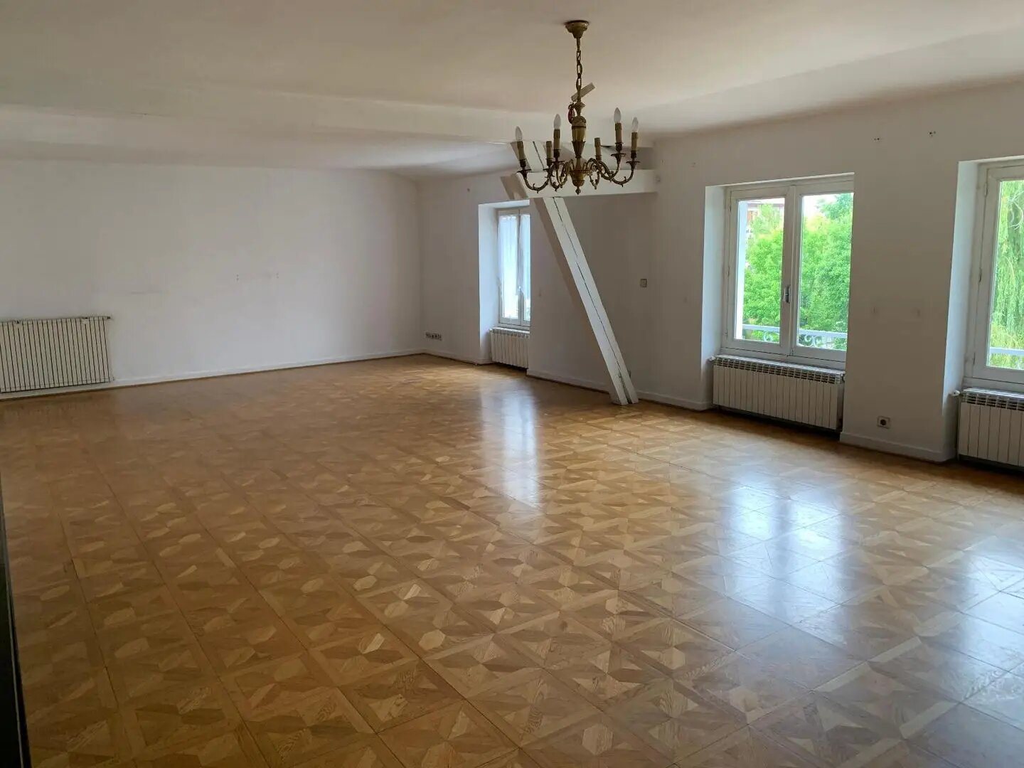 Appartement à louer, 123m², Pont-de-Chéruy