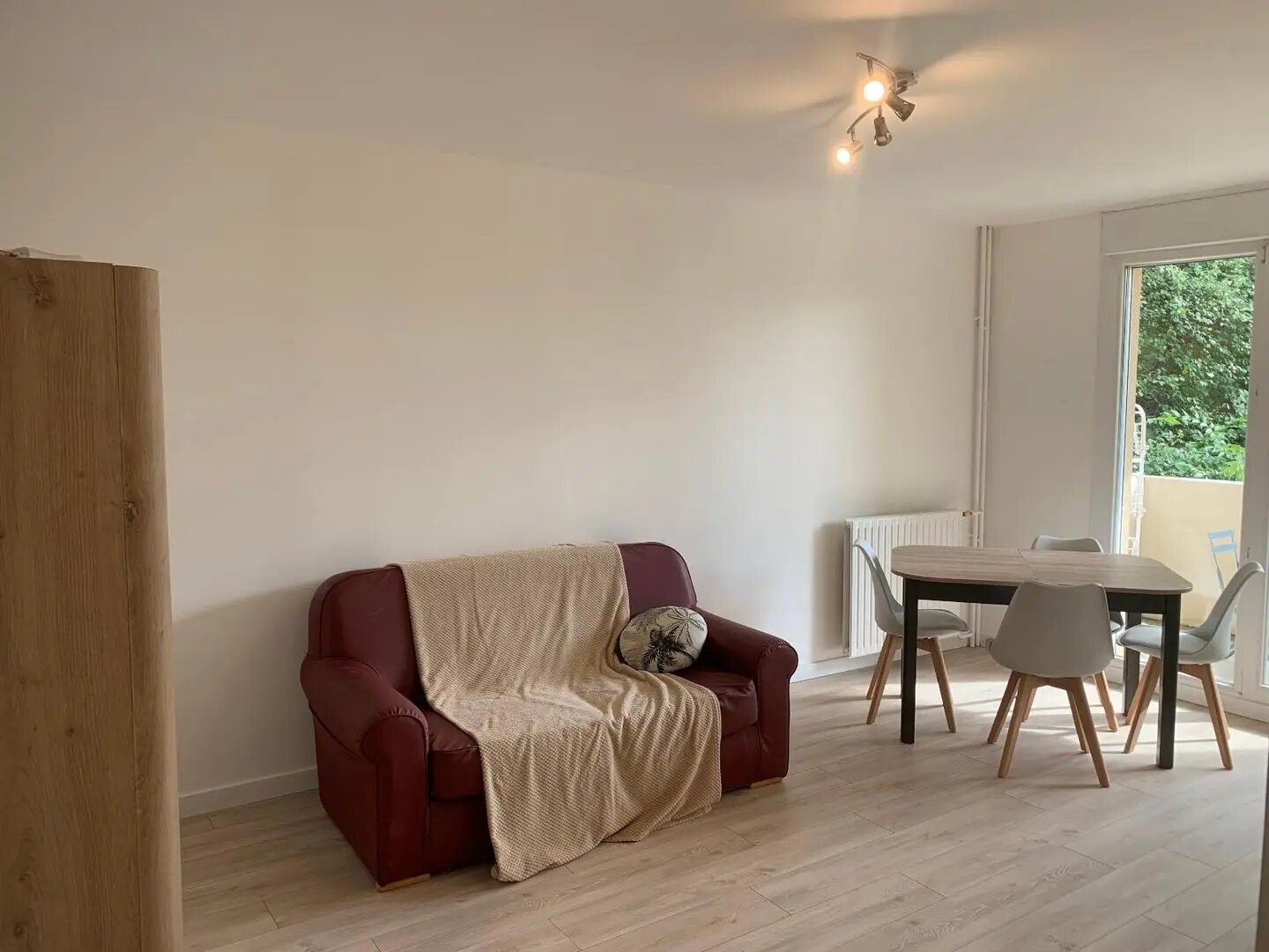 Appartement à louer, 37m², Décines-Charpieu