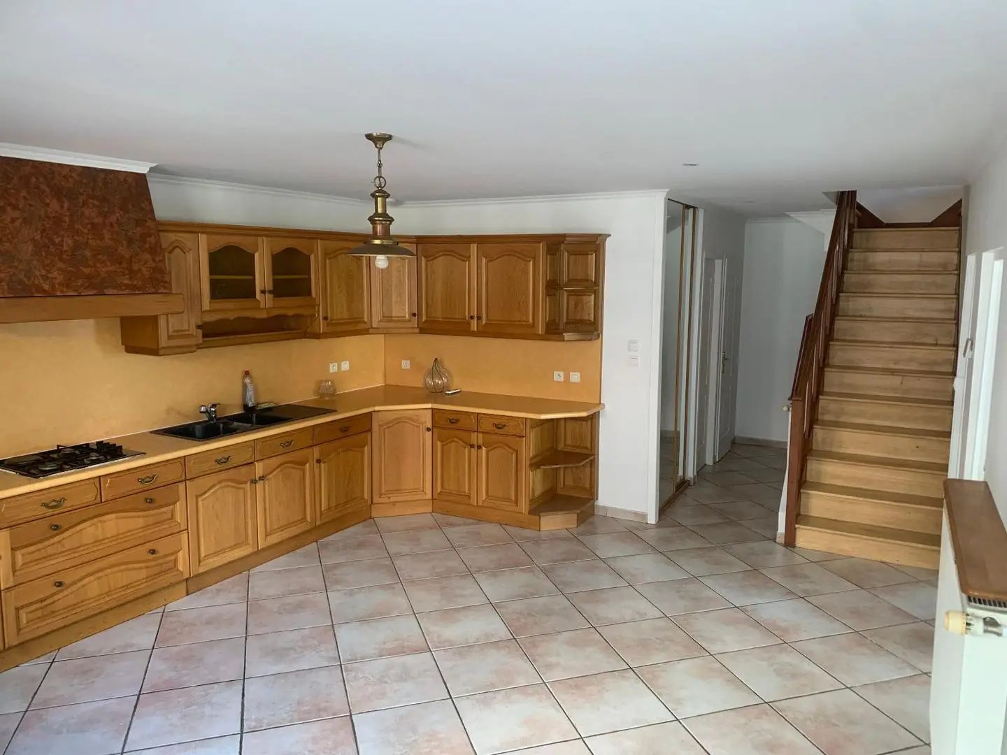 Appartement à louer, 150m², Pusignan