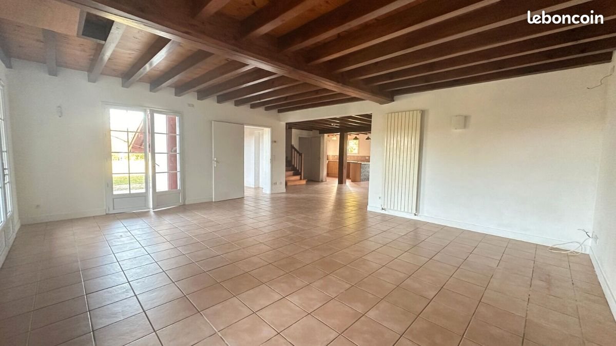 Maison à louer, 158m², Hasparren