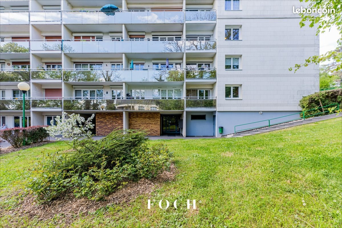 Appartement à vendre, 72m², Saint-Max