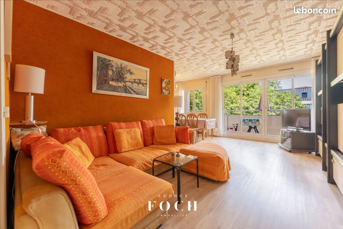 Appartement à vendre, 72m², Saint-Max