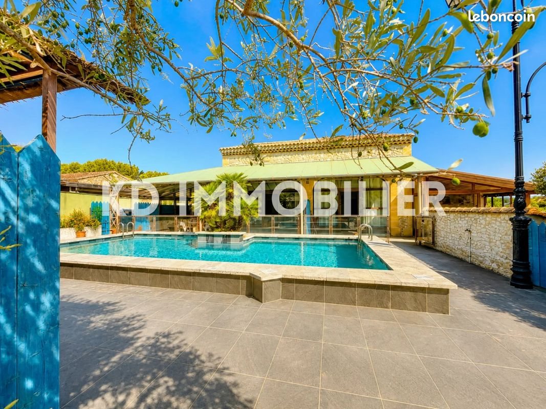 Maison à vendre, 220m², Lançon-Provence