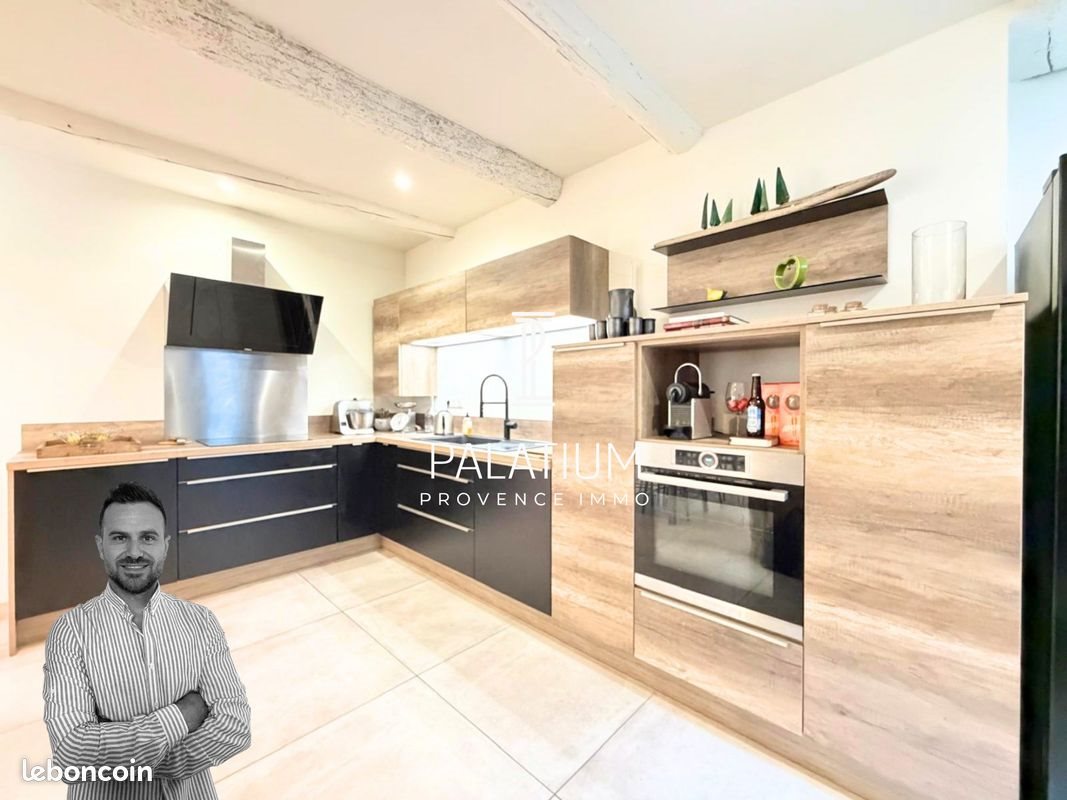 Maison à vendre, 215m², Grans