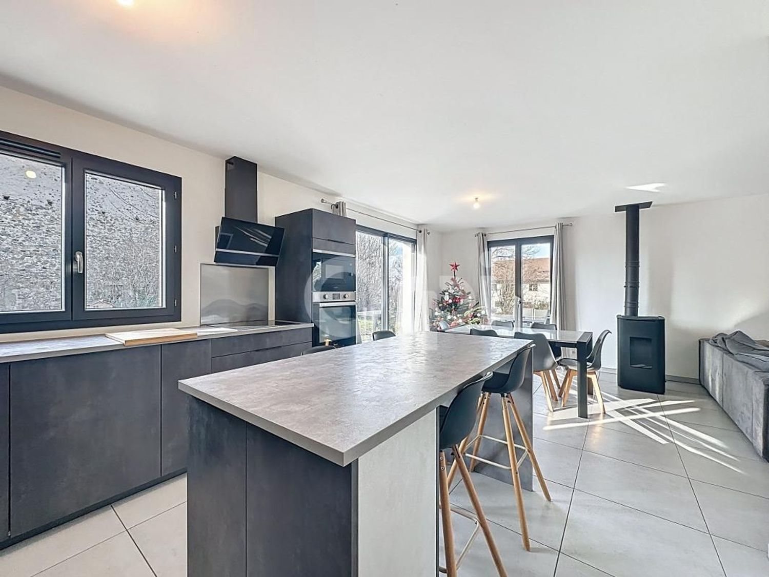 Maison à vendre, 95m², Brenthonne